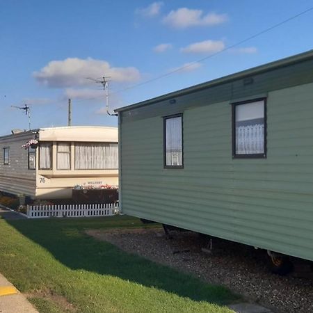 Kerrys Place, 75 Sealands Caravan Site, Ingoldmells 6 Berth Hotel Buitenkant foto